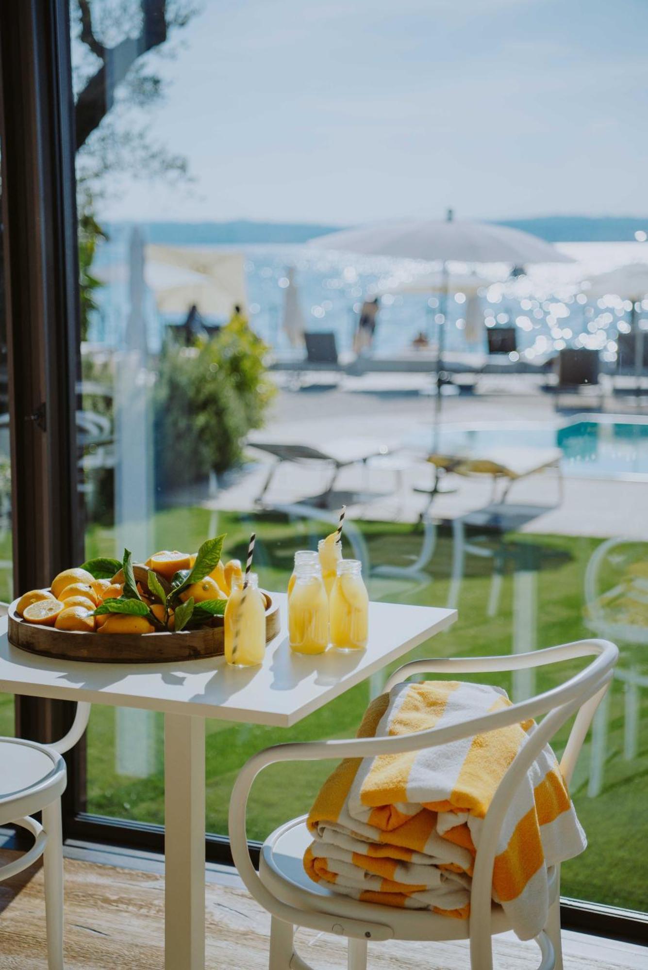 Aqva Boutique Hotel (Adults Only) Sirmione Zewnętrze zdjęcie
